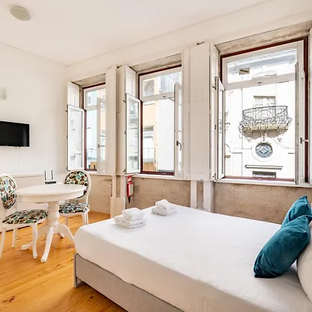 Viva Breiner Flats *